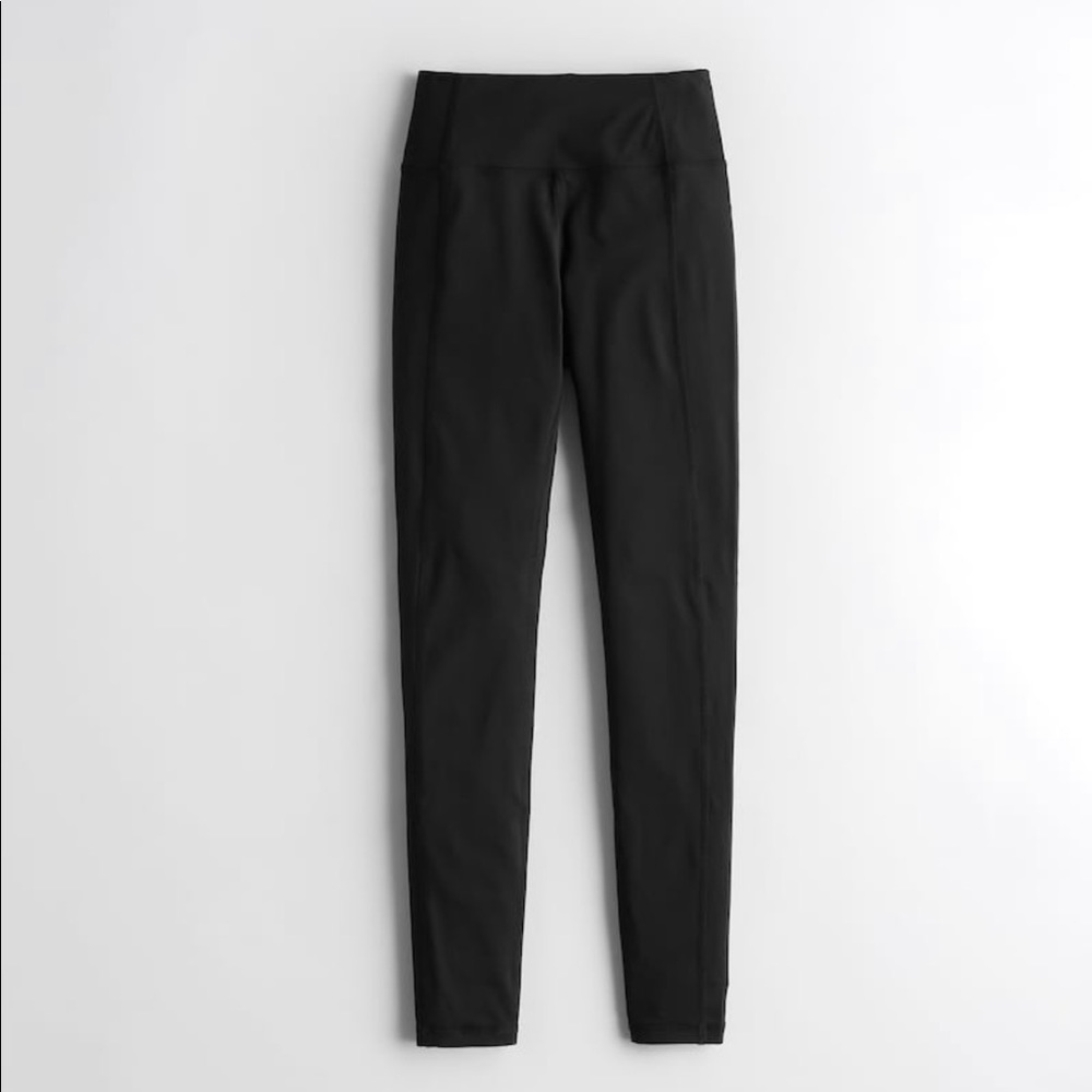 Gilly Hicks/Hollister Go Energize Legging